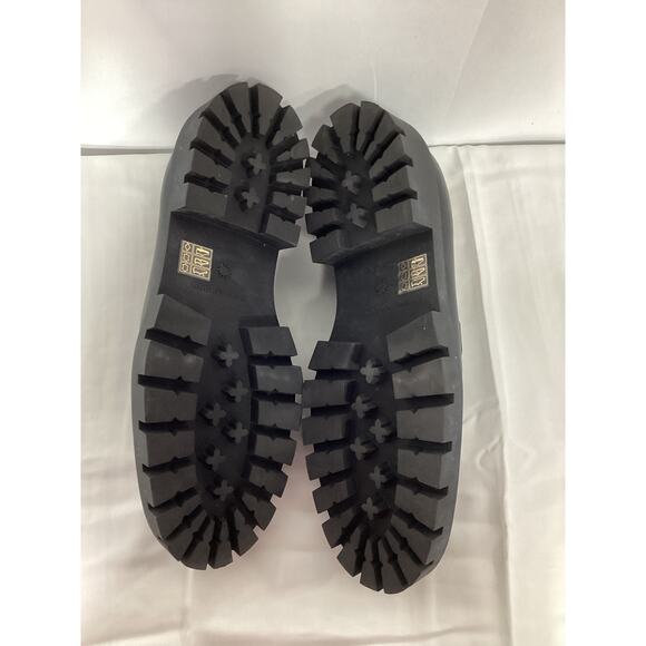 Stuart Weitzman 'Ultralug' Black Leather Penny Loafer Size 11B - Picture 5 of 5